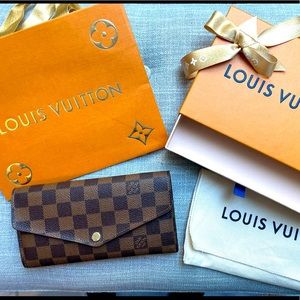 Louis Vuitton | Sarah Wallet